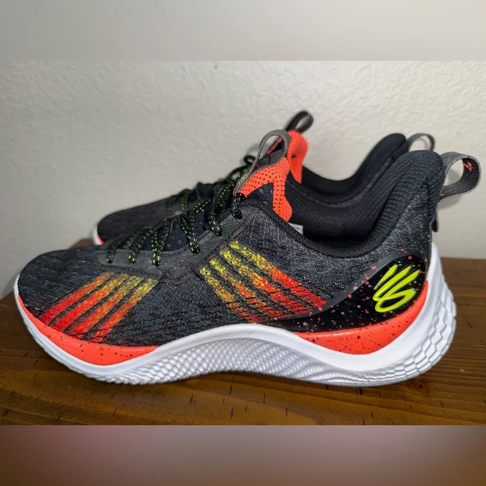 Under Armour Curry Flow Basketball Shoes Black Neon Streetwear‎ Sz 11